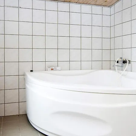 度假居 Three-bedroom In Harboore 12 哈博尔