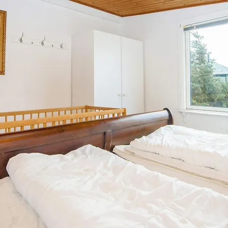 Three-bedroom In Harboore 12 度假居